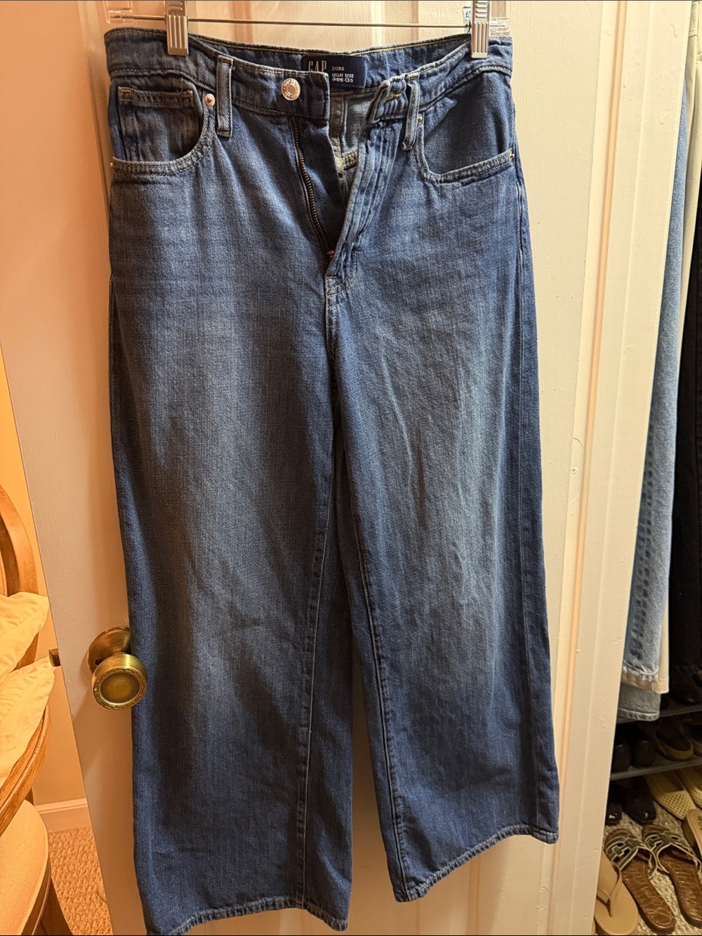 GAP Factory High Rise Wide Leg Jean - Picture 2 of 4